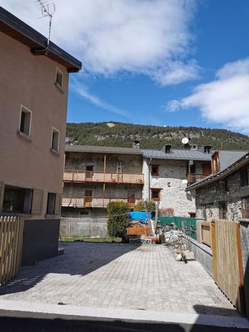 Gite 14 Pers Lesoursfanfarons Spacieux Chaleureux Bramans Eksteriør bilde